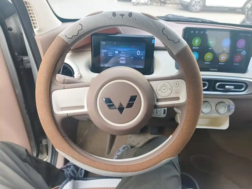 Wuling MINIEV — миниатюра 11