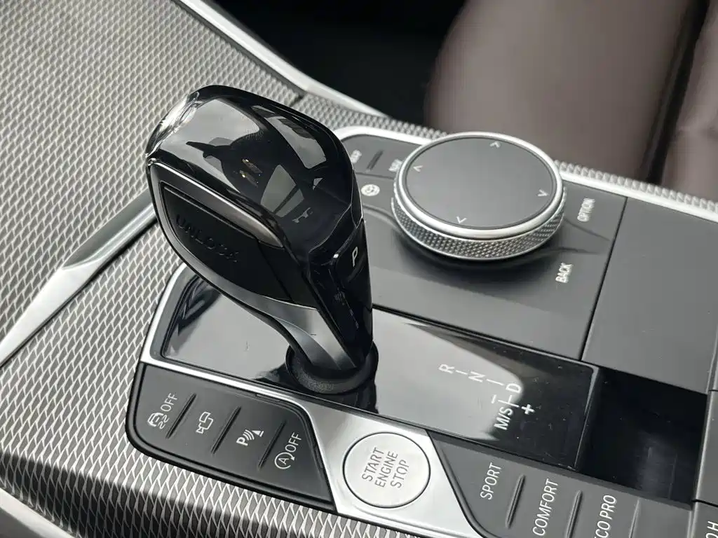 BMW 3 Series — миниатюра 17