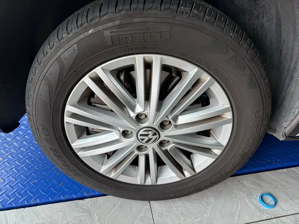 Volkswagen Caravelle 2014 2.0TSI Comfort