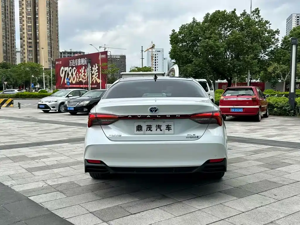 Toyota Avalon — миниатюра 4