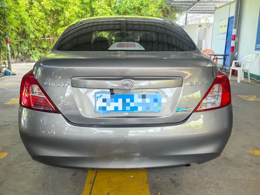 Nissan Sunny — миниатюра 4