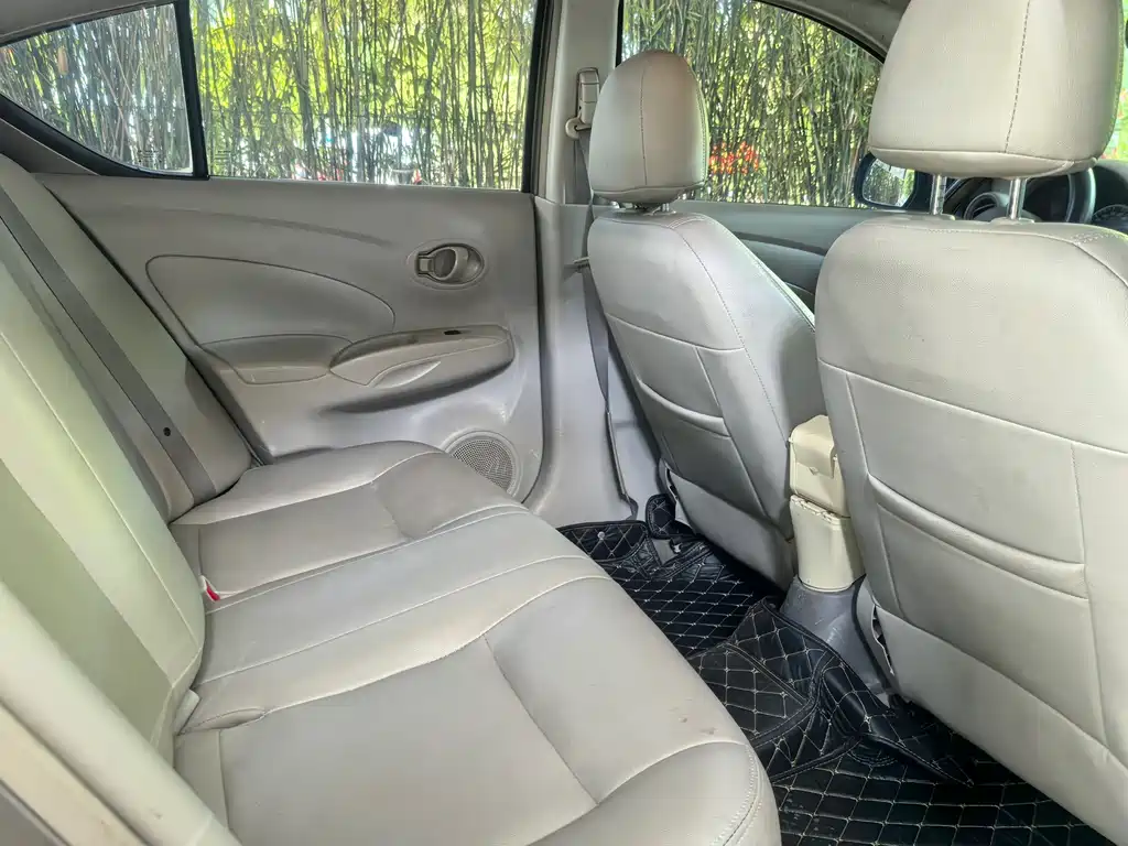 Nissan Sunny — миниатюра 8