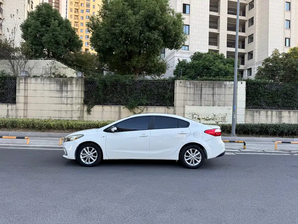 Kia K3 — миниатюра 4