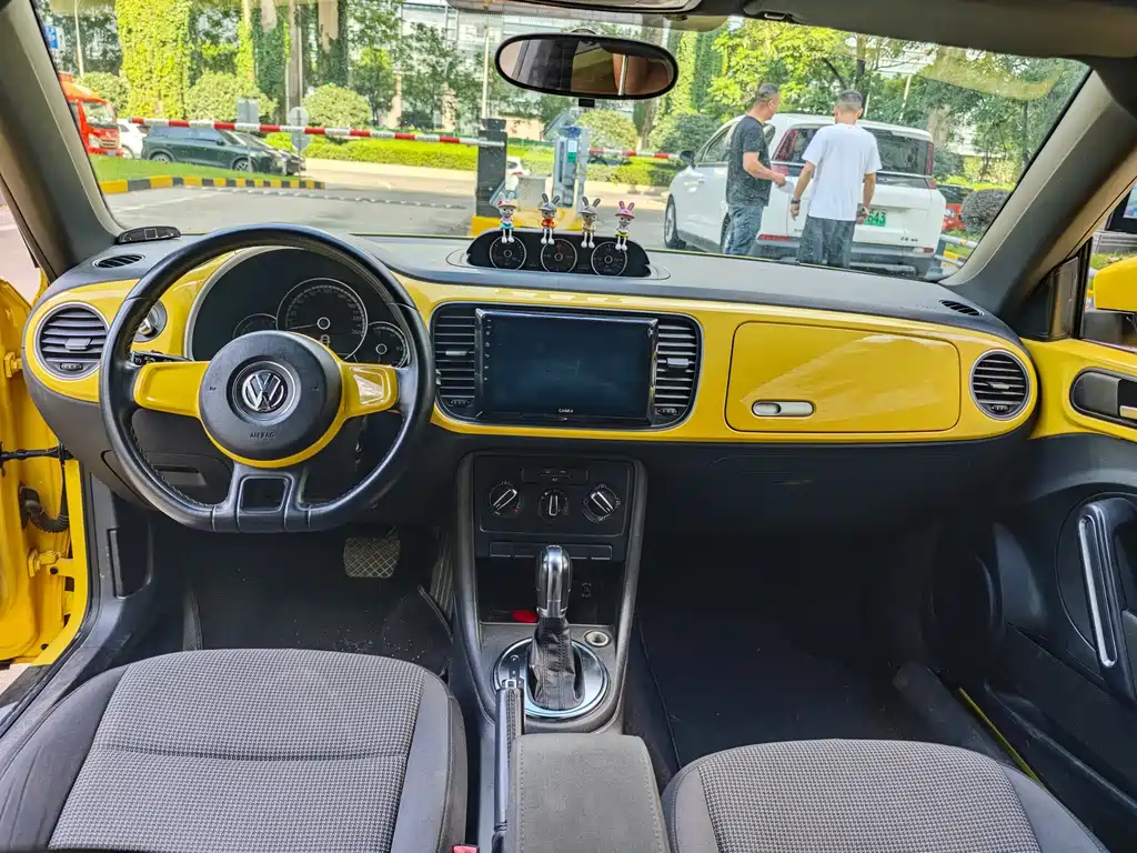 Volkswagen Beetle — миниатюра 4