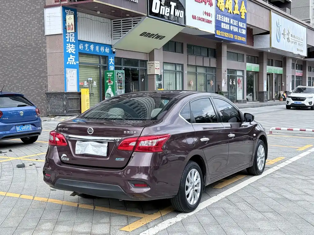 Nissan Sylphy — миниатюра 9