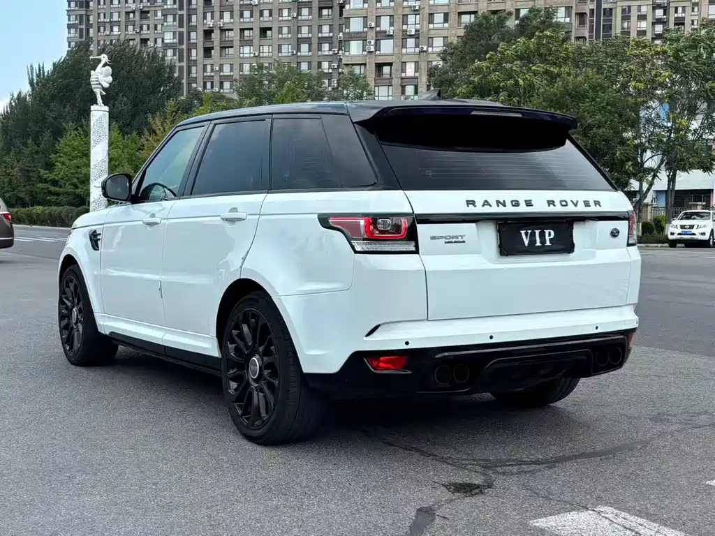Land Rover Sport — миниатюра 7