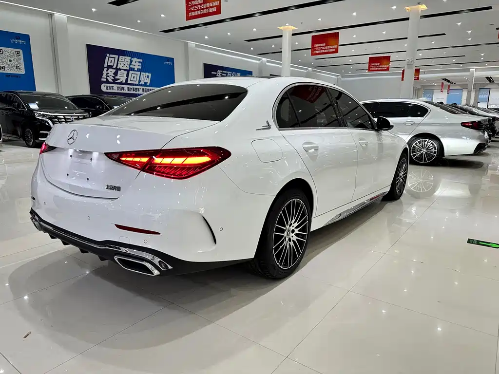 Mercedes-Benz C-Class — миниатюра 5