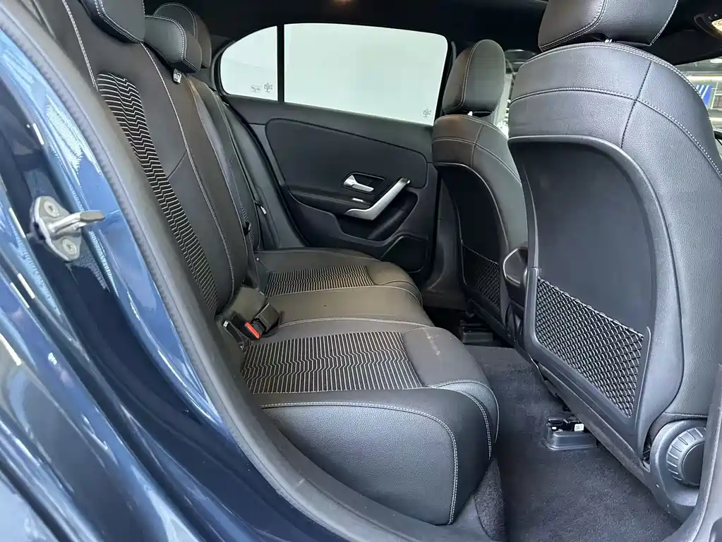 Mercedes-Benz A-Class (Import) — миниатюра 15