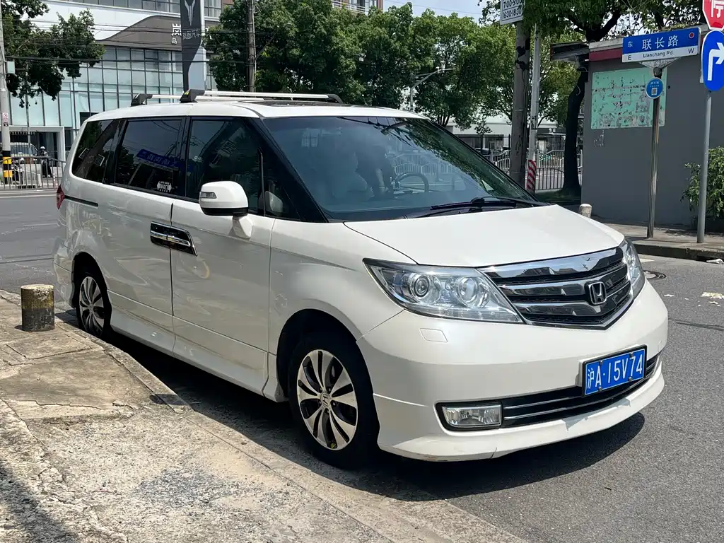 Honda Elysion 2015 2.4L VTi-S Luxury