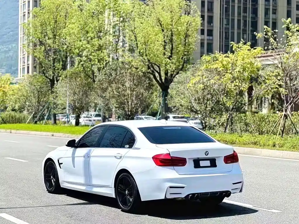 BMW 3 Series — миниатюра 9
