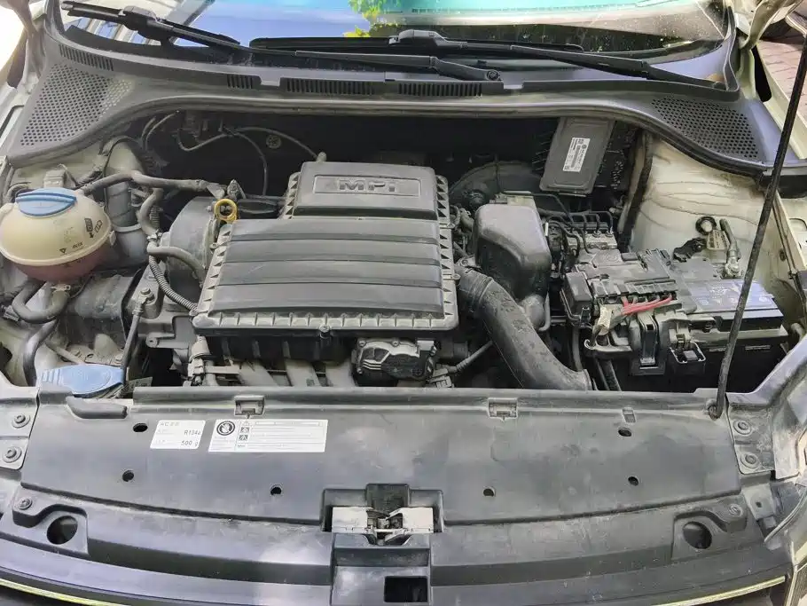 Volkswagen Santana — миниатюра 10