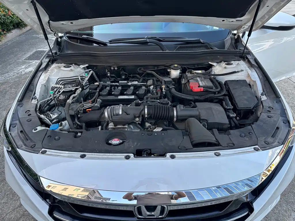 Honda Accord — миниатюра 11