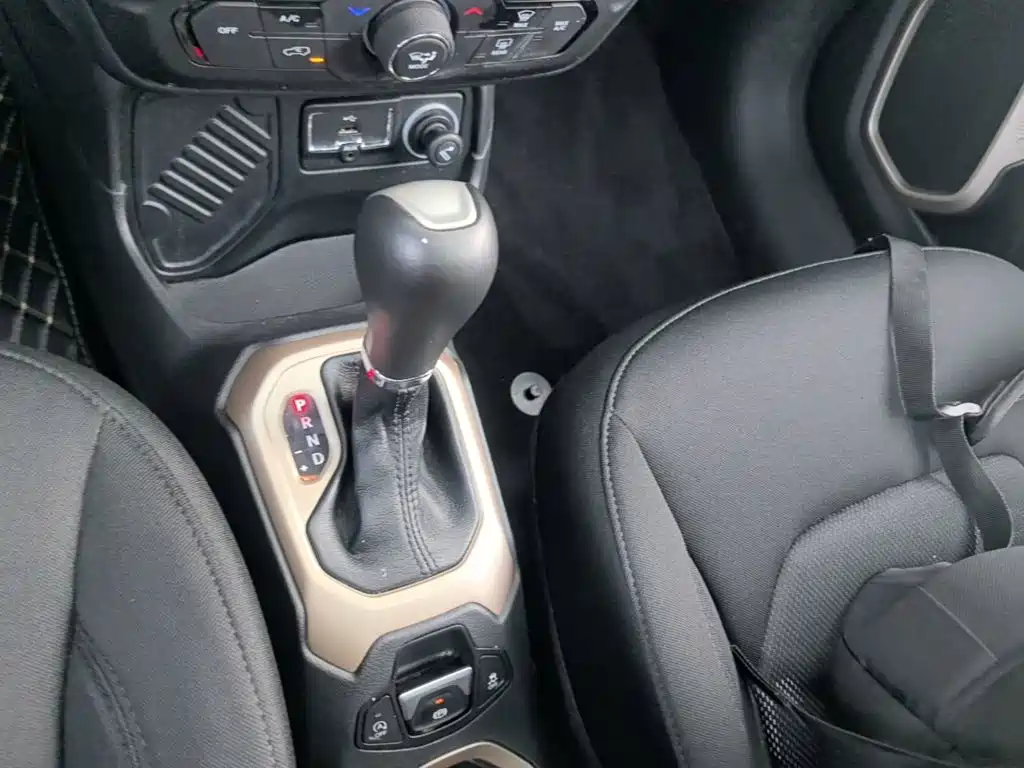 Jeep Renegade — миниатюра 14
