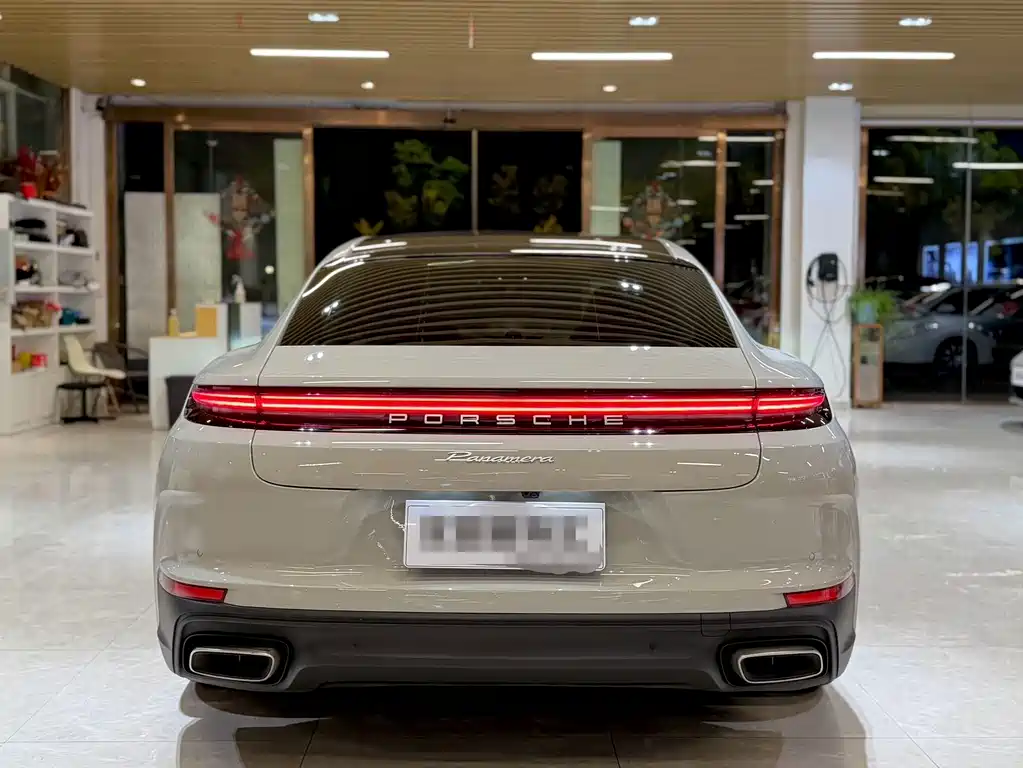 Porsche Panamera — миниатюра 22