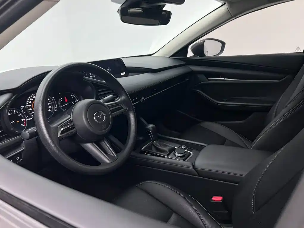 Mazda 3 Axela — миниатюра 11
