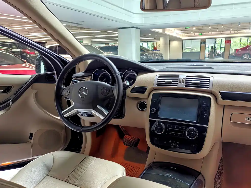 Mercedes-Benz R-Class — миниатюра 10
