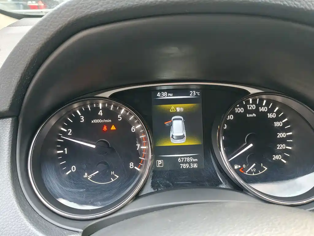 Nissan X-Trail — миниатюра 11