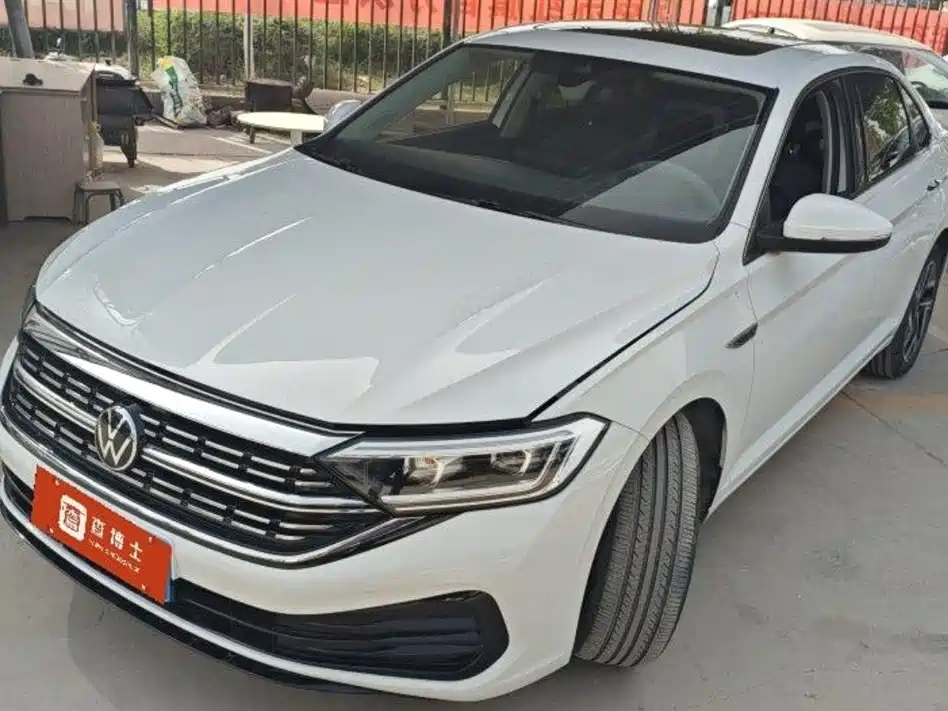 Volkswagen Sagitar 2023