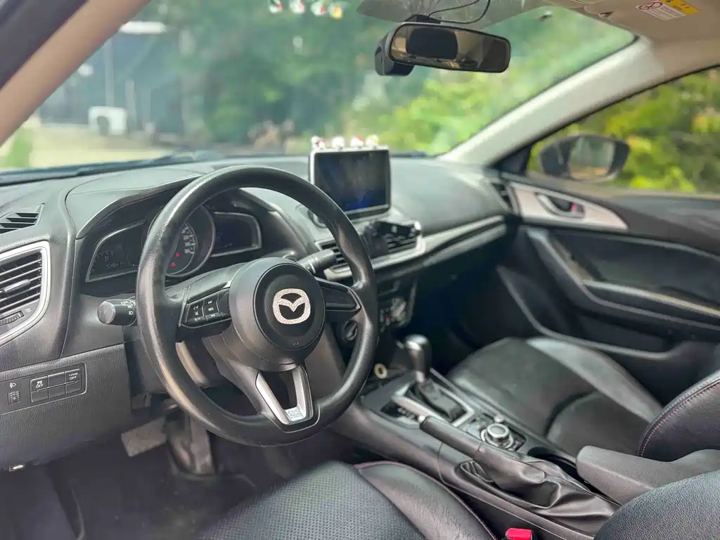 Mazda 3 Axela — миниатюра 7