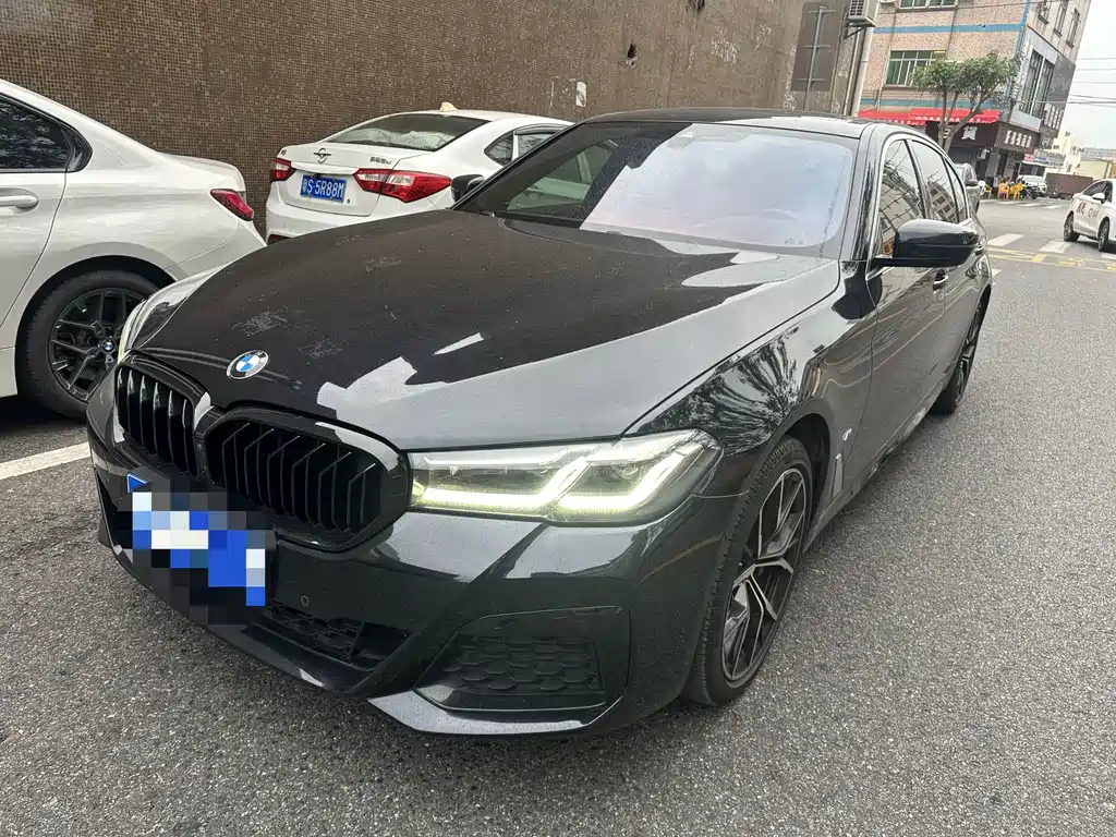 BMW 5 Series 2021