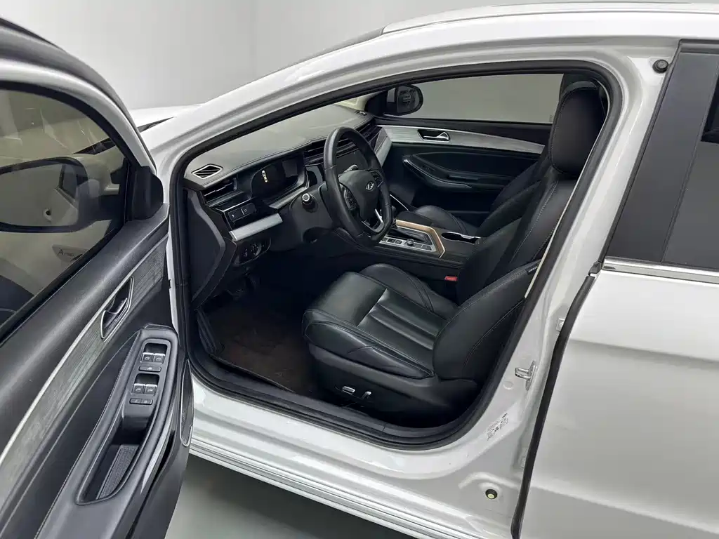 Chery Arrizo 5 PLUS — миниатюра 5
