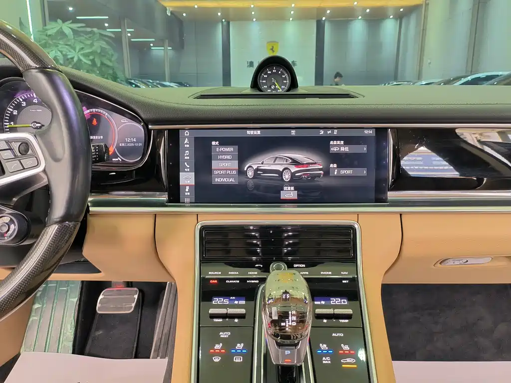 PORSCHE PANAMERA NEW ENERGY