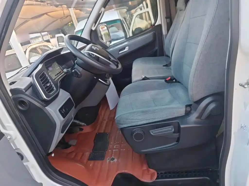 MAXUS V80 — миниатюра 15