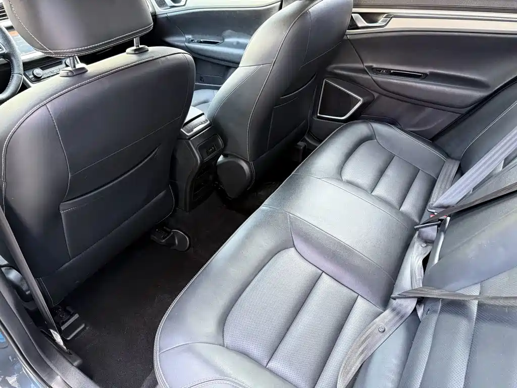 Geely Emgrand GL 1.3T Manual Elite Type, фото 9