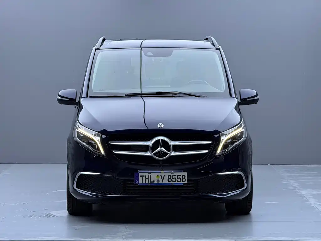 Mercedes-Benz V-Class — миниатюра 2