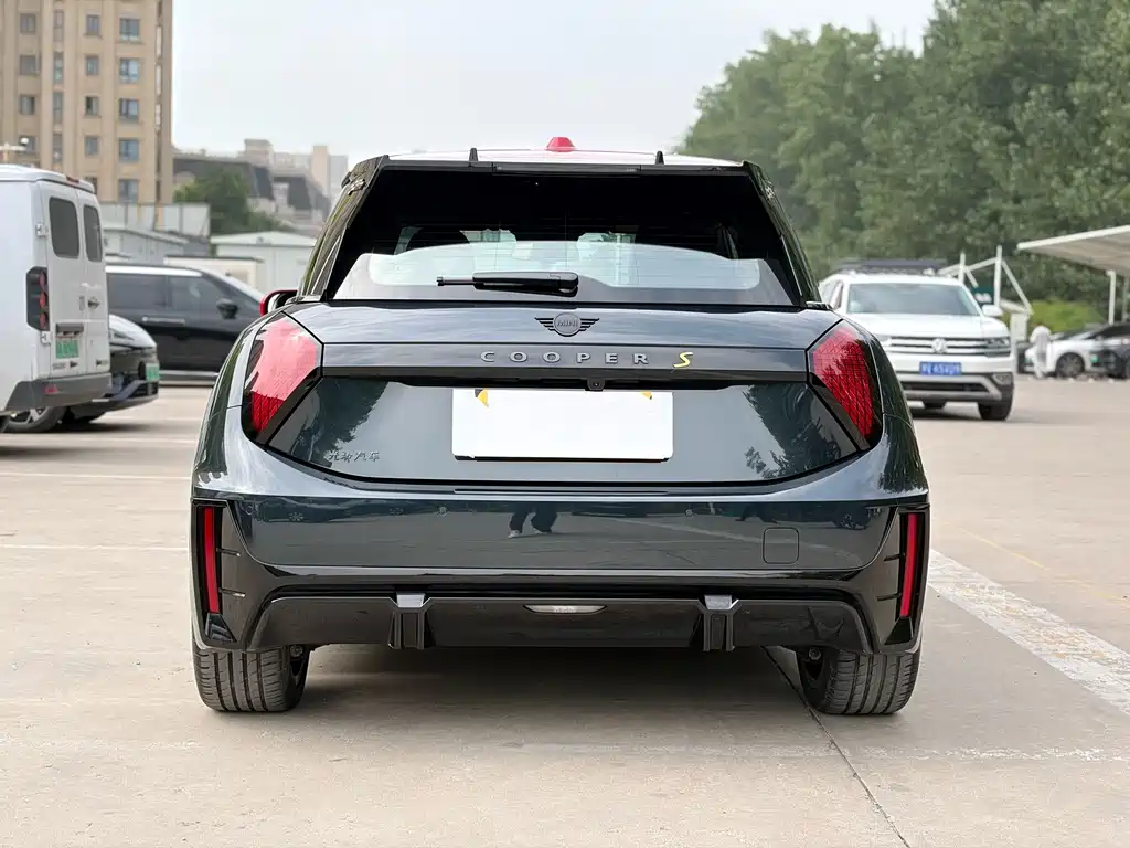 MINI MINI COOPER EV — миниатюра 8