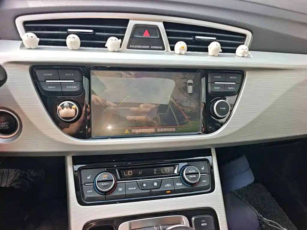Geely Boyue — миниатюра 13
