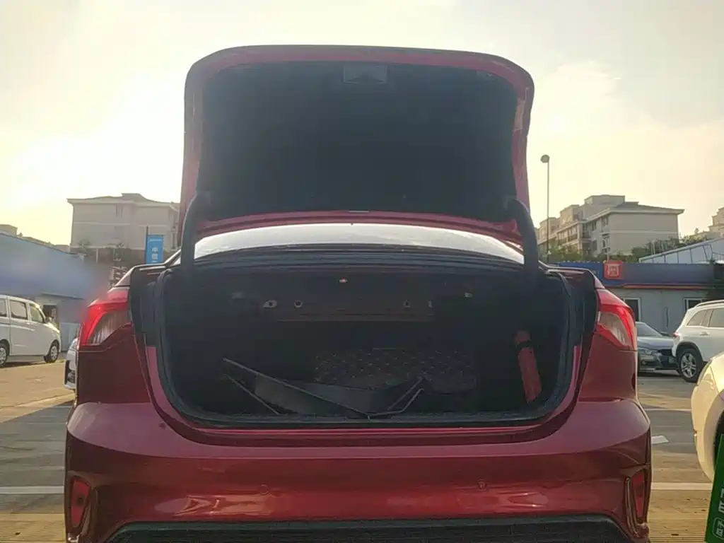 Ford Focus — миниатюра 19