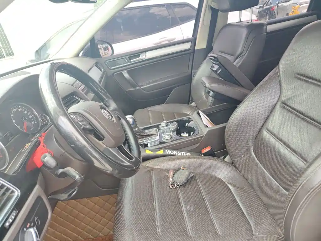 Volkswagen Touareg — миниатюра 16