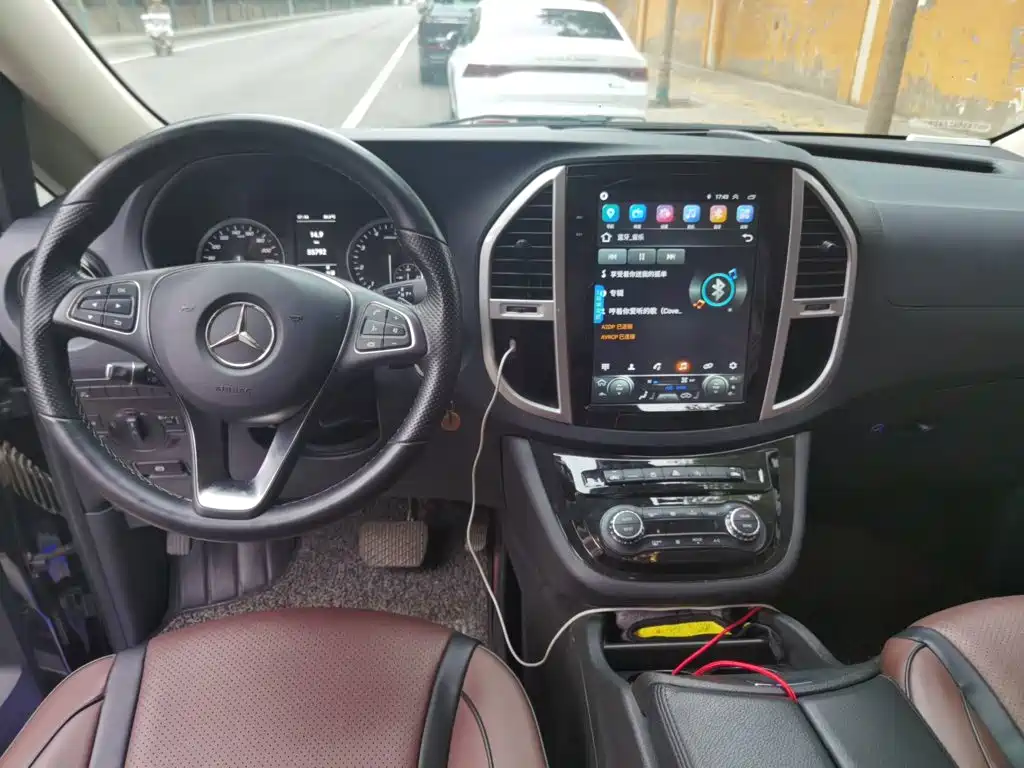 Mercedes-Benz Vito — миниатюра 10