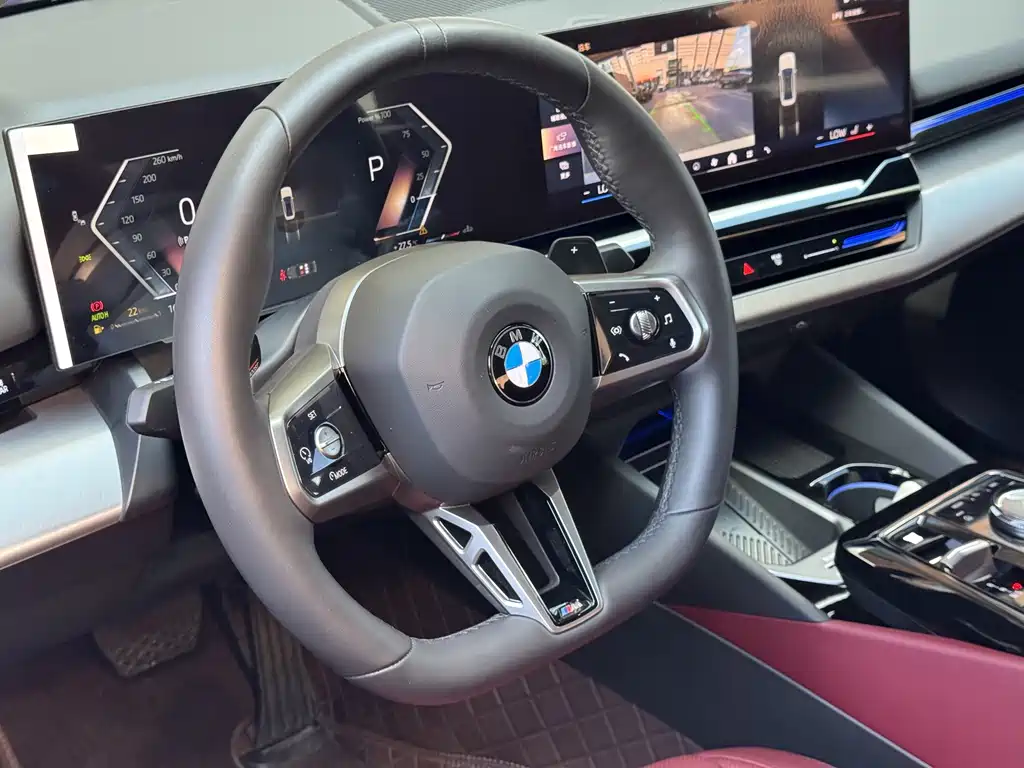 BMW 5 Series — миниатюра 17