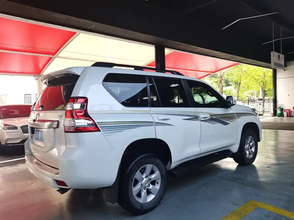 Toyota Prado — миниатюра 6