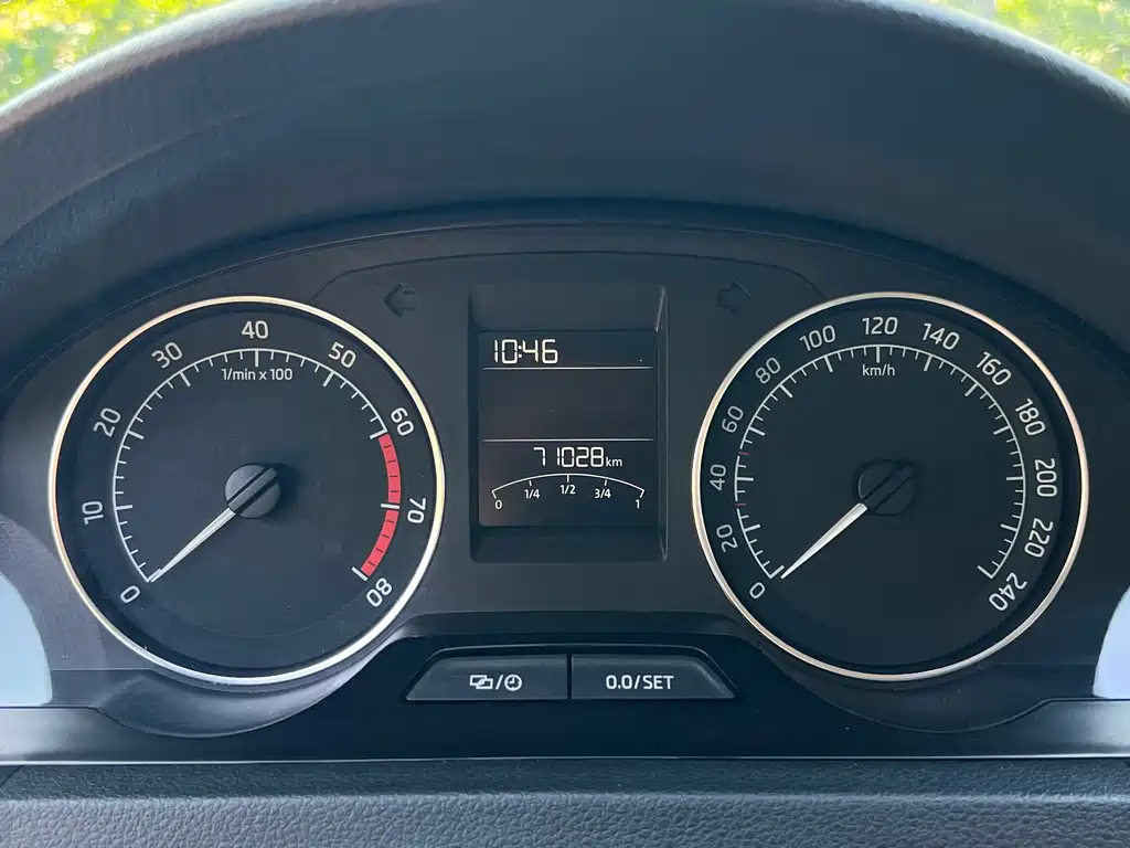 Skoda Rapid — миниатюра 9
