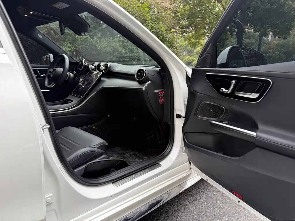 Mercedes-Benz C-Class C 2024 C 200 L Sport