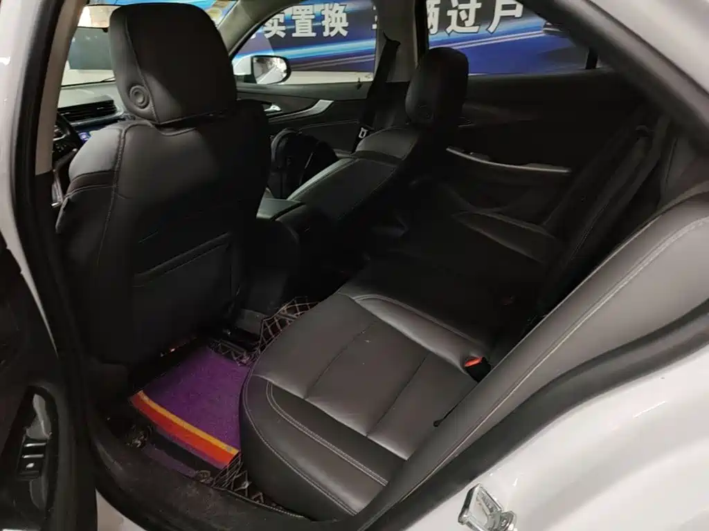 Chevrolet Malibu — миниатюра 17