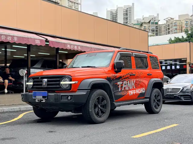 2022 TANK 300