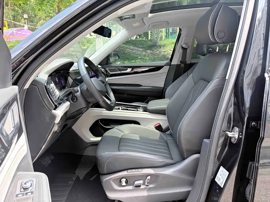 Volkswagen Teramont — миниатюра 4