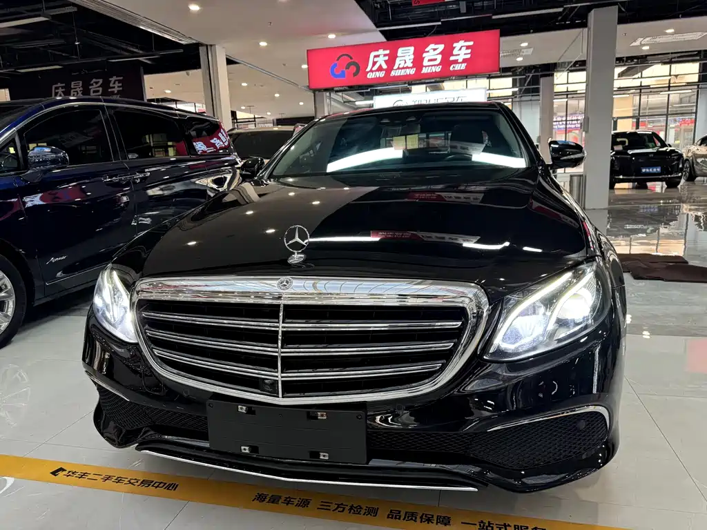 Mercedes-Benz E-Class — миниатюра 17