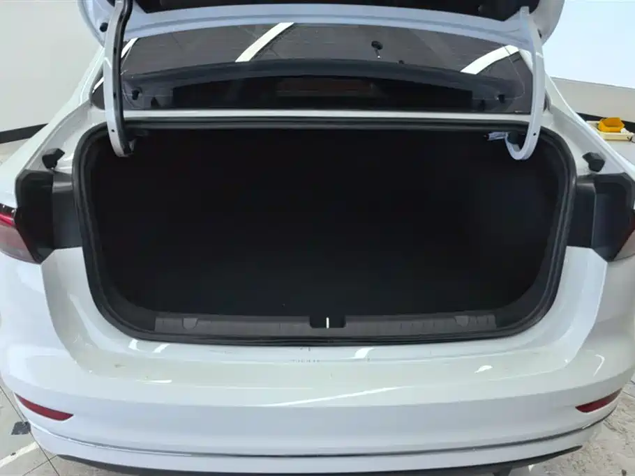 GEELY AUTOMOBILE EMGRAND