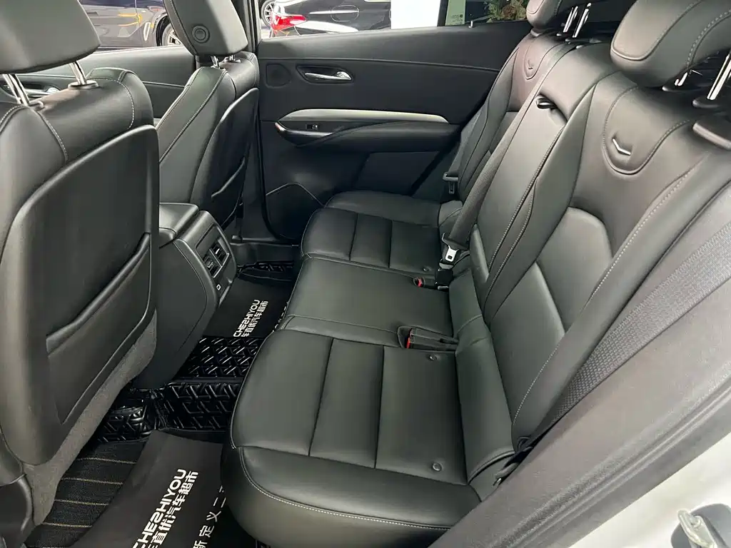 Cadillac XT4 — миниатюра 10