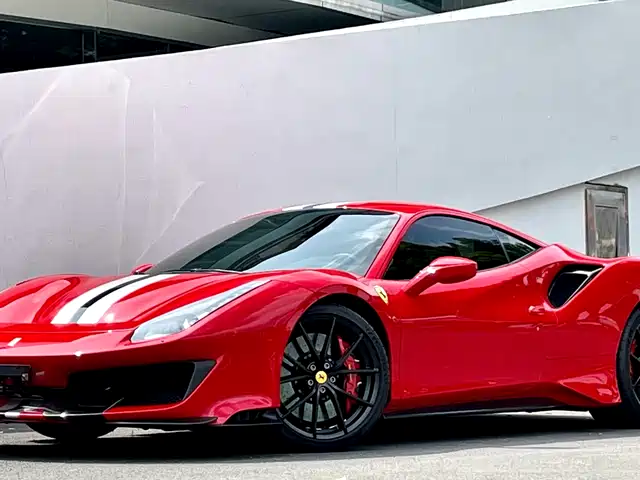 FERRARI 488 2019
