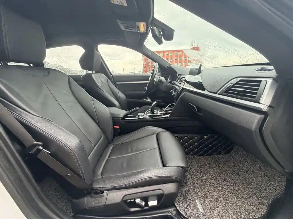 BMW 3 Series GT — миниатюра 12