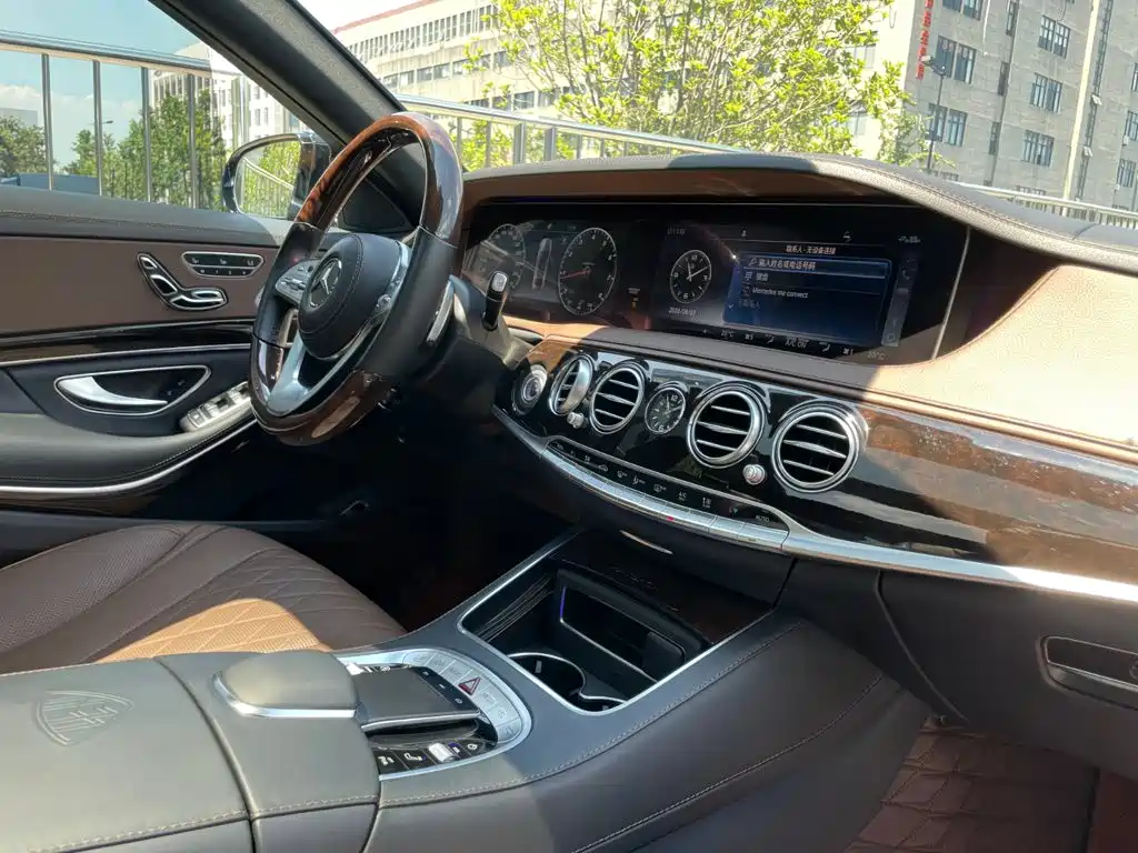 Mercedes-Benz S-Class — миниатюра 22