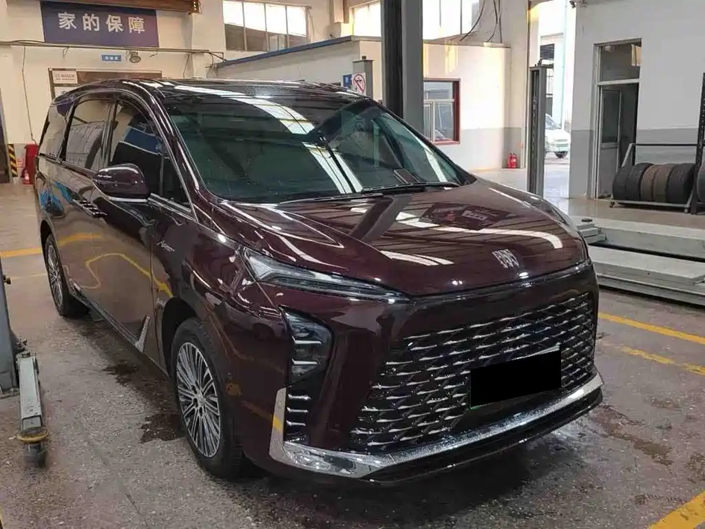 Buick GL8 Hybrid