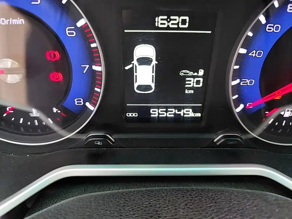 Geely Vision X3 — миниатюра 17