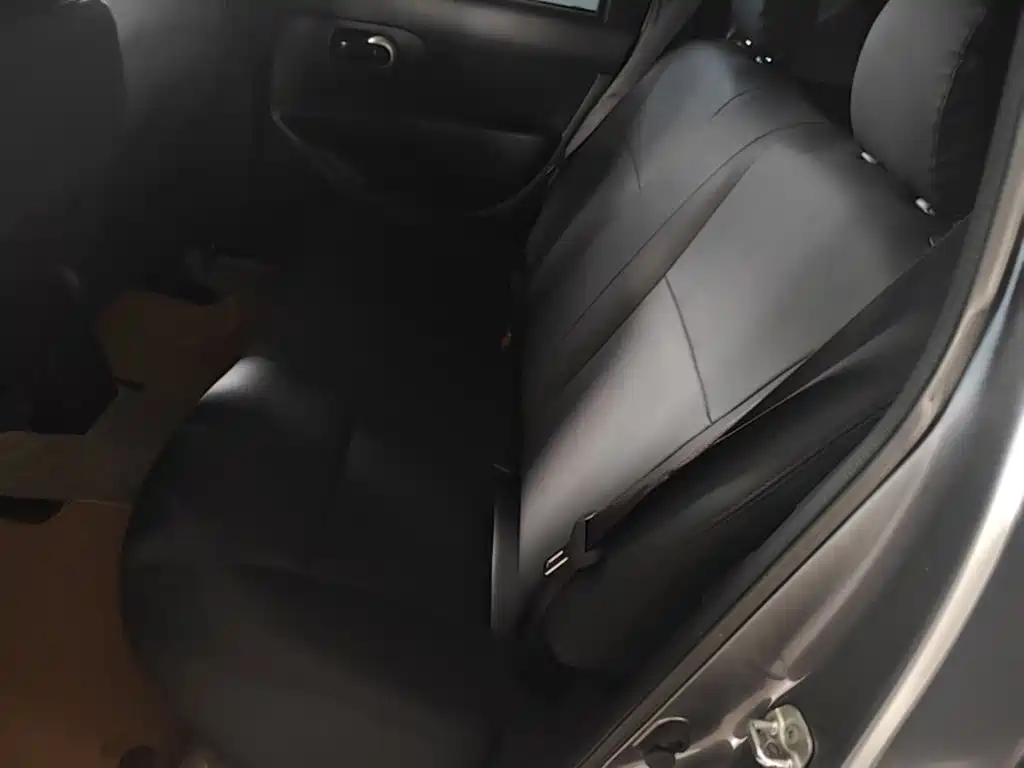 Nissan Livina — миниатюра 13